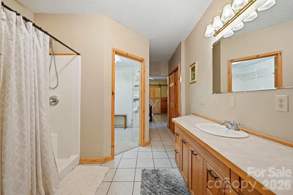 605 Valley View Drive Purlear NC 28665