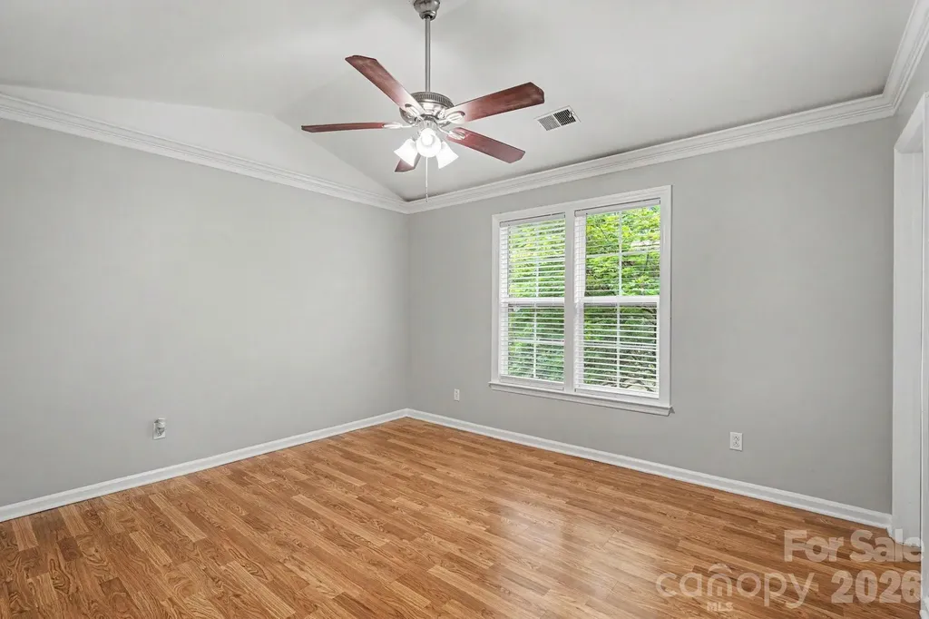 8904 Brown Oak Court Charlotte NC 28227
