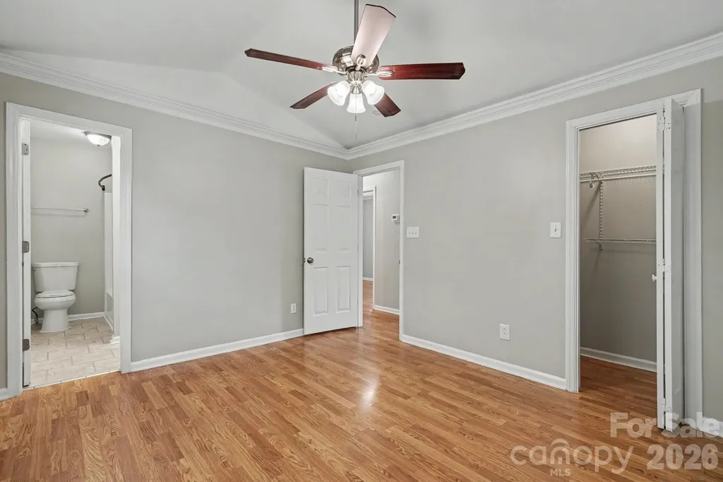 8904 Brown Oak Court Charlotte NC 28227