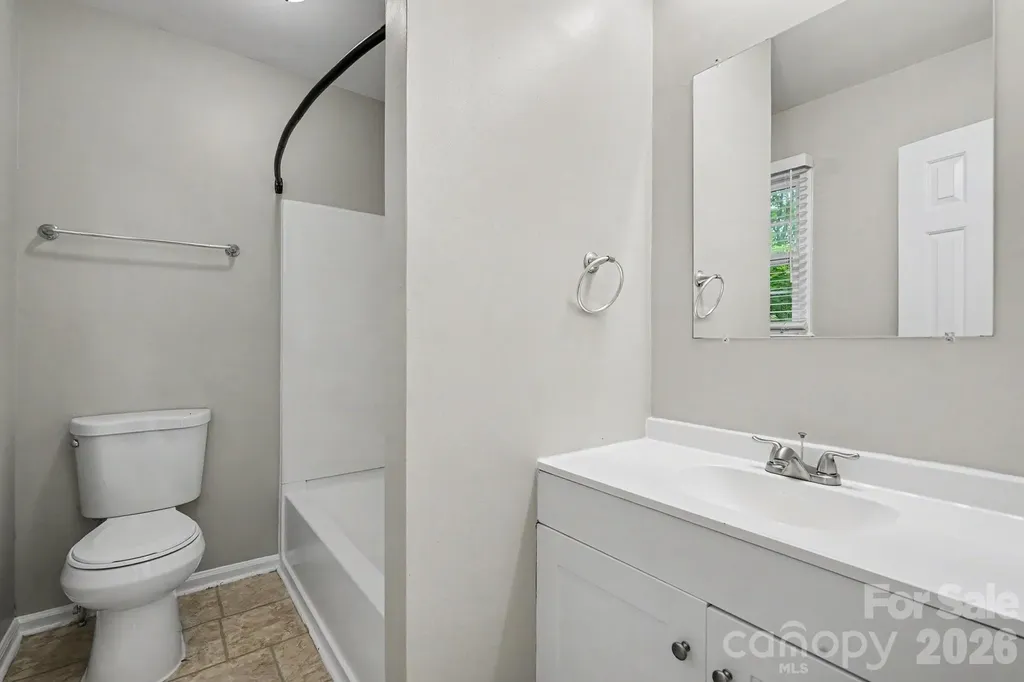 8904 Brown Oak Court Charlotte NC 28227