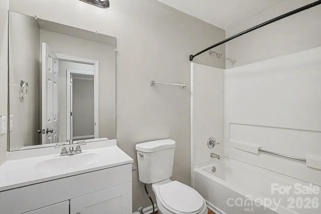 8904 Brown Oak Court Charlotte NC 28227