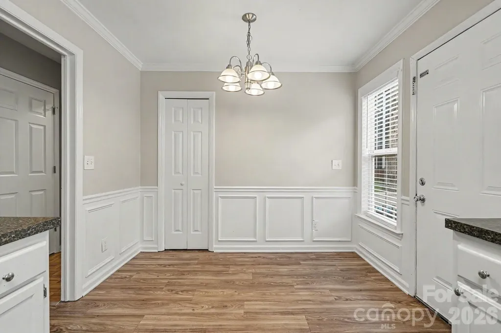 8904 Brown Oak Court Charlotte NC 28227