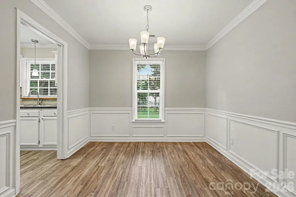 8904 Brown Oak Court Charlotte NC 28227