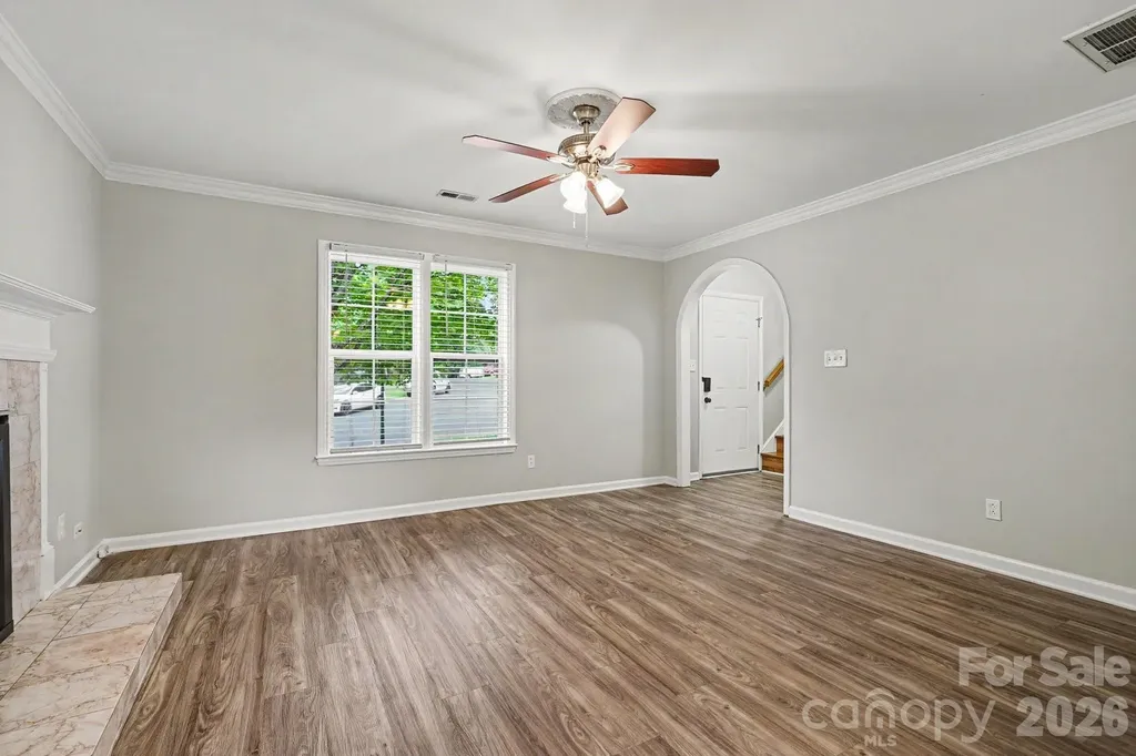 8904 Brown Oak Court Charlotte NC 28227