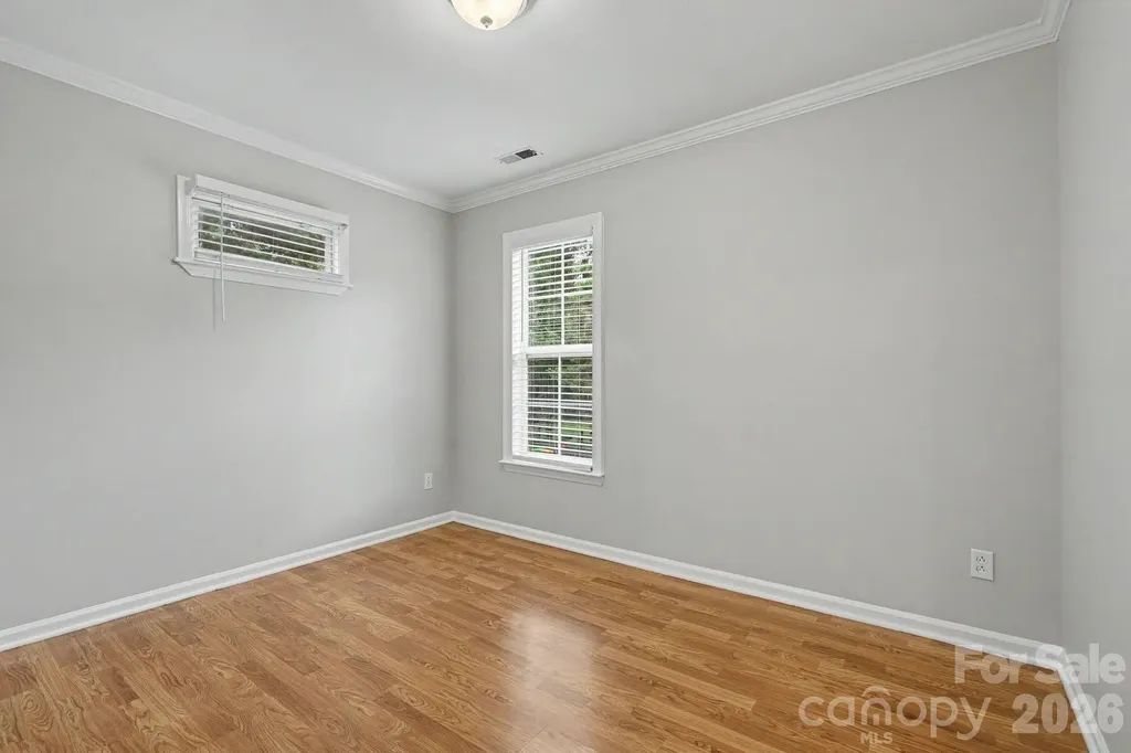 8904 Brown Oak Court Charlotte NC 28227