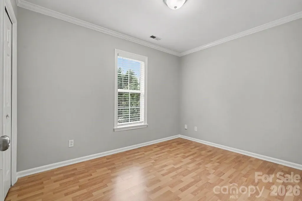 8904 Brown Oak Court Charlotte NC 28227