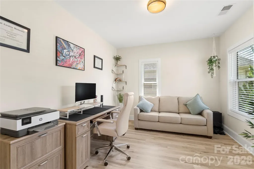 1613 Newcastle Street Charlotte NC 28216