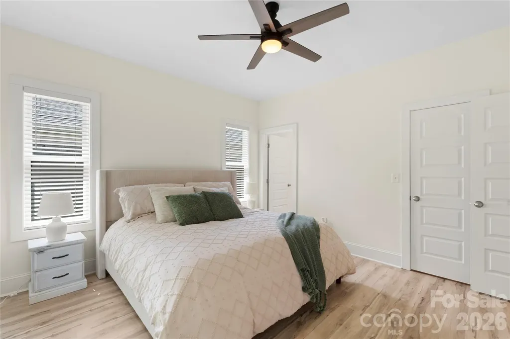 1613 Newcastle Street Charlotte NC 28216