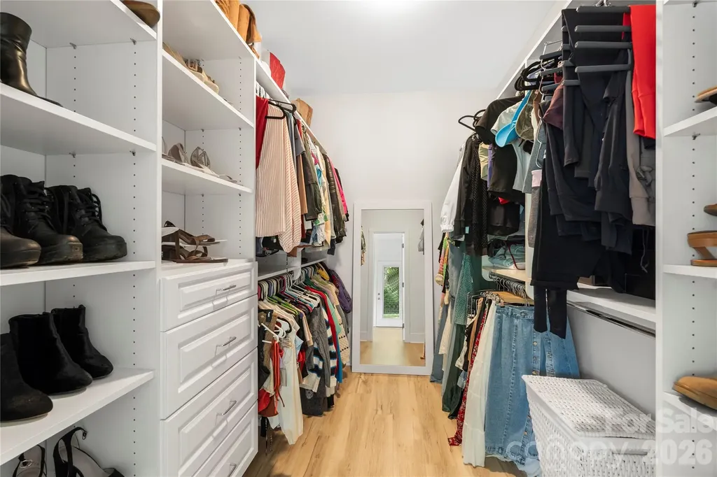 1613 Newcastle Street Charlotte NC 28216