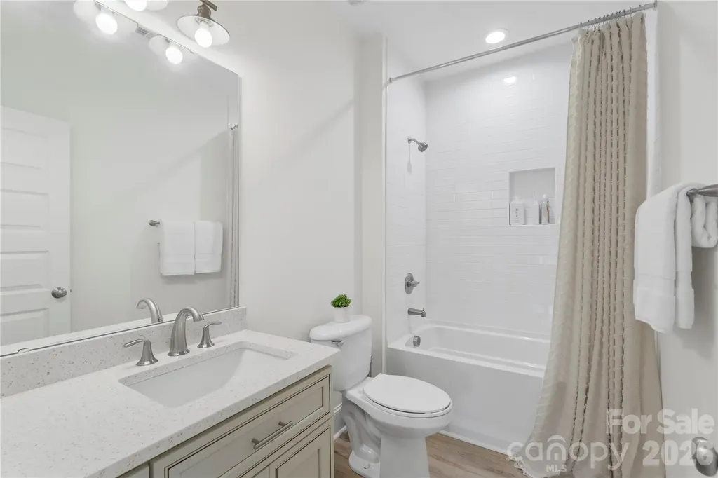 1613 Newcastle Street Charlotte NC 28216