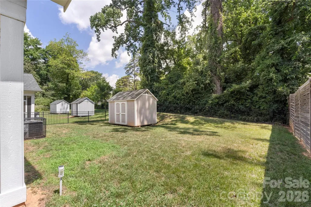 1613 Newcastle Street Charlotte NC 28216