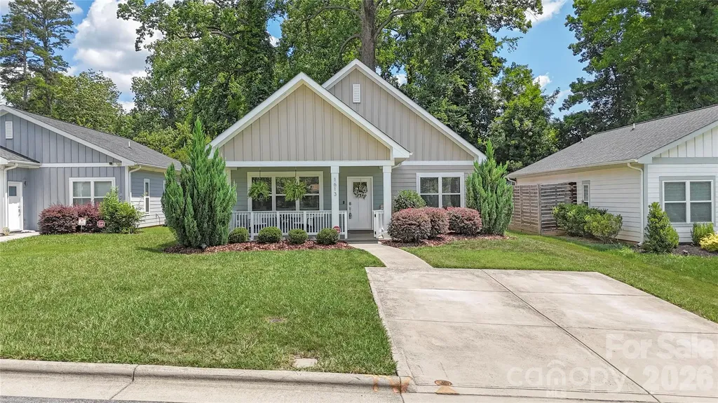 1613 Newcastle Street Charlotte NC 28216