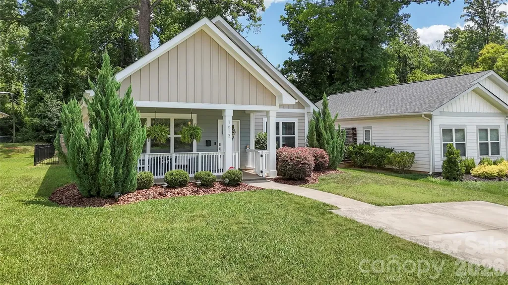 1613 Newcastle Street Charlotte NC 28216