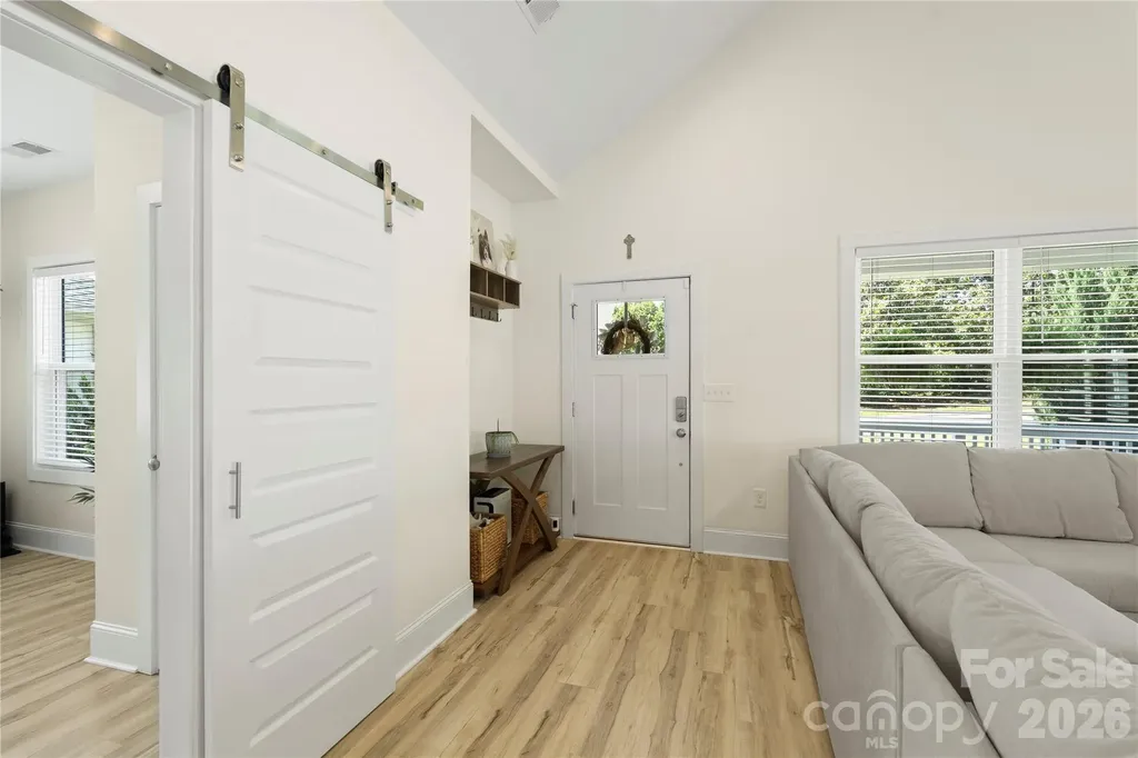 1613 Newcastle Street Charlotte NC 28216