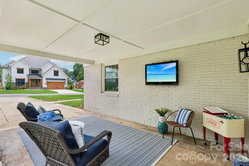 1315 Holmes Drive Charlotte NC 28209