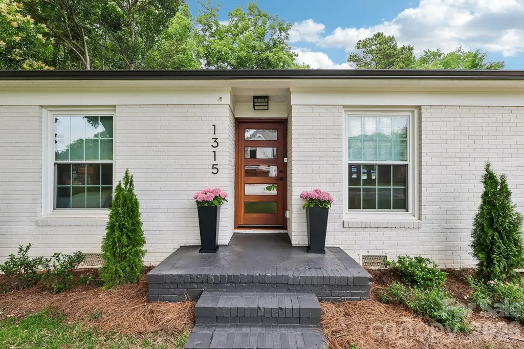 1315 Holmes Drive Charlotte NC 28209