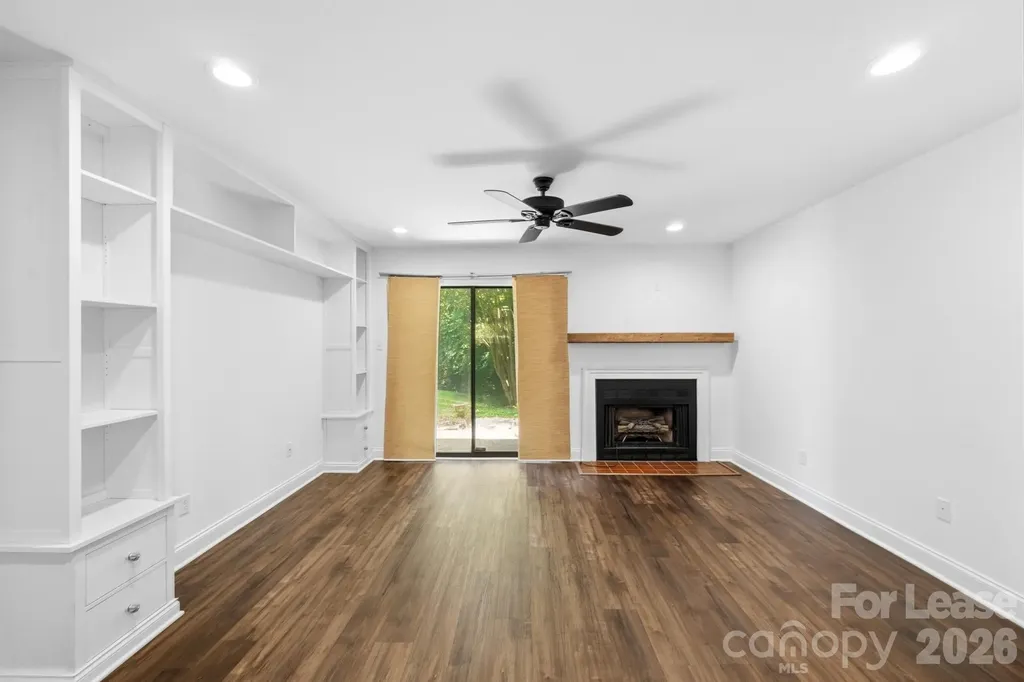 2900 Heathstead Place Charlotte NC 28210