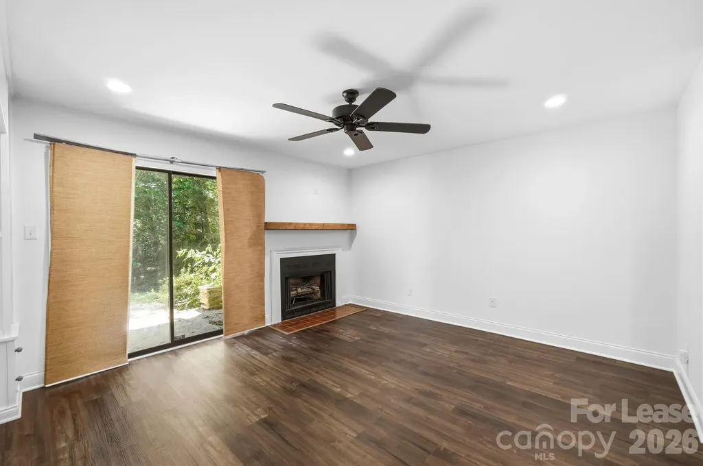 2900 Heathstead Place Charlotte NC 28210