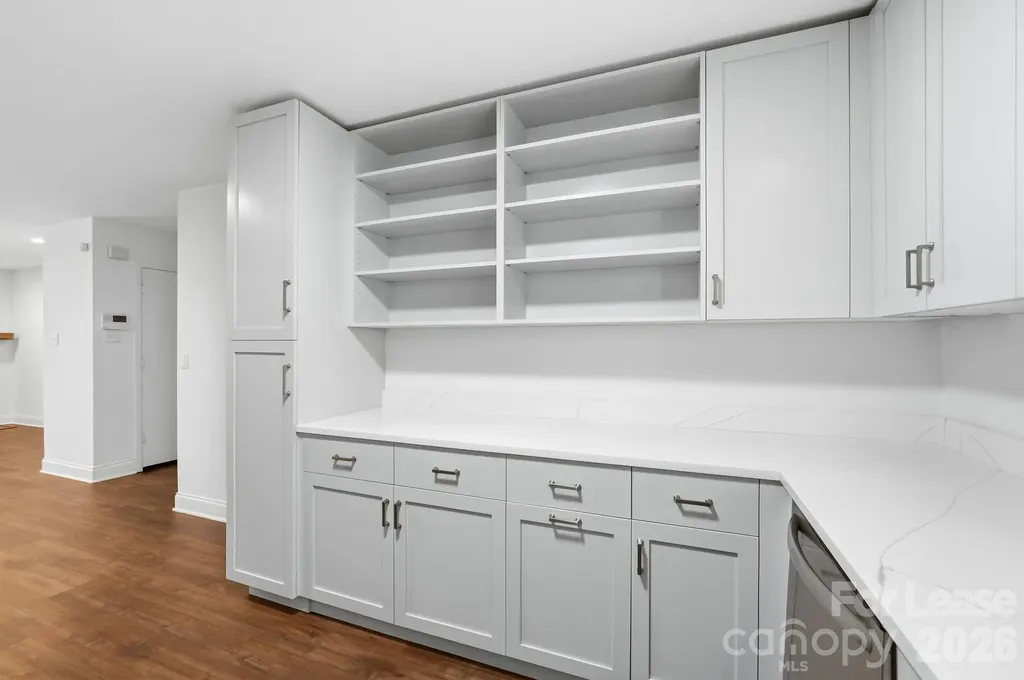2900 Heathstead Place Charlotte NC 28210