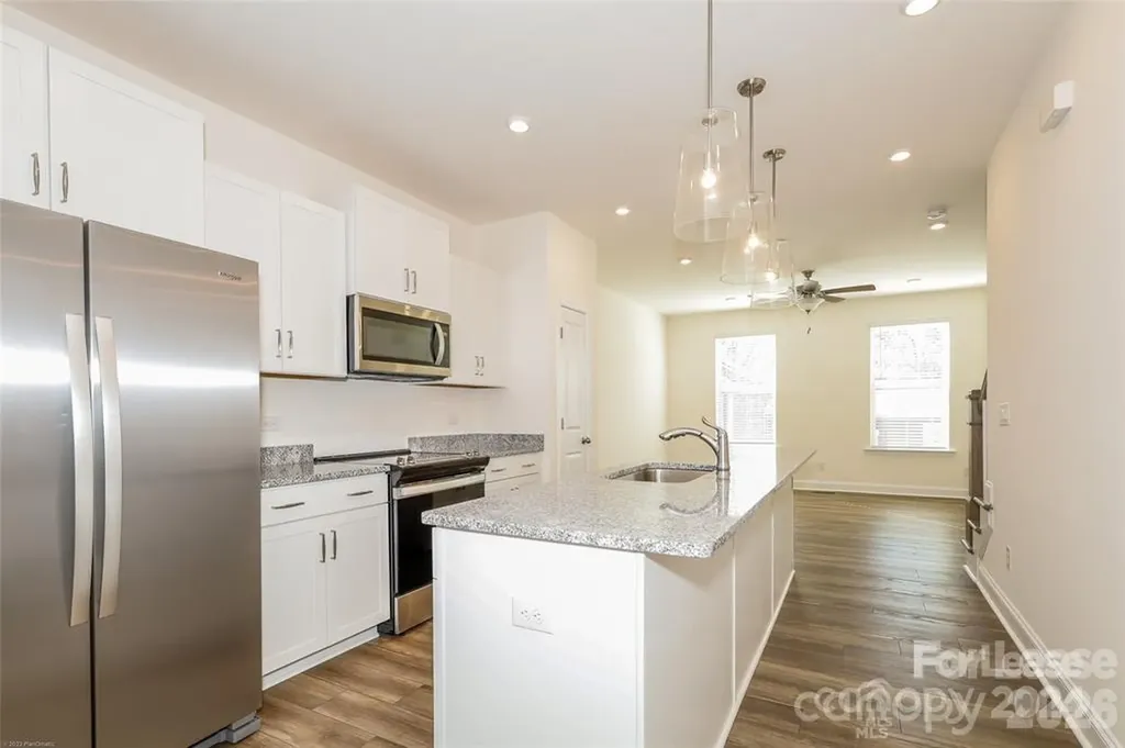 1005 S Mission Lane Charlotte NC 28271