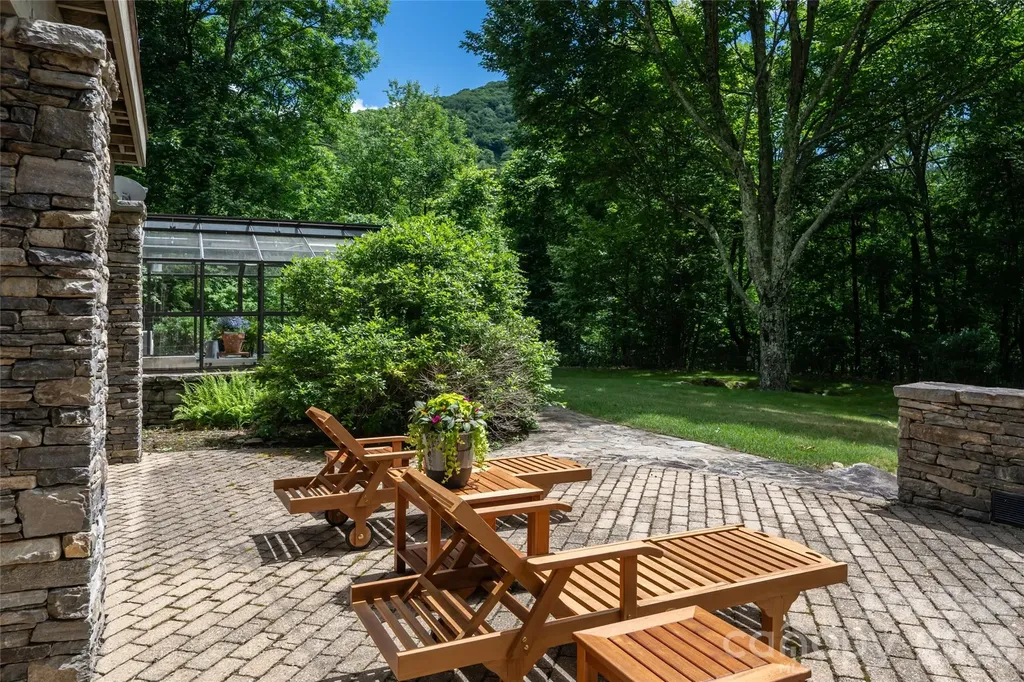 4900 Preserve Road Sylva NC 28779