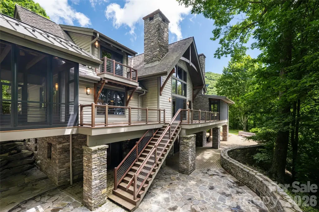 4900 Preserve Road Sylva NC 28779