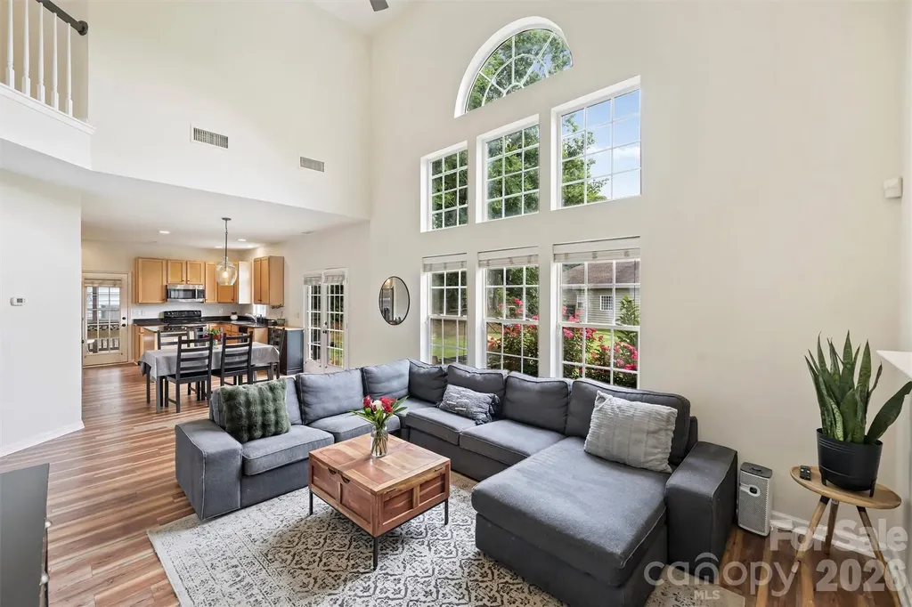 9318 Autumn Applause Drive Charlotte NC 28277