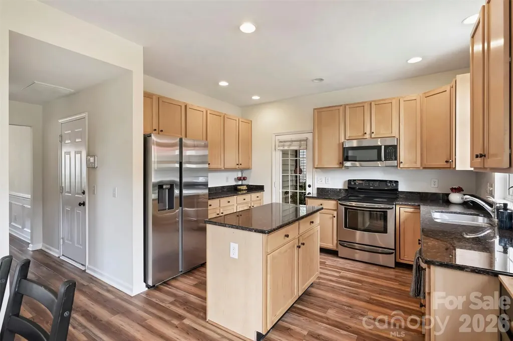 9318 Autumn Applause Drive Charlotte NC 28277