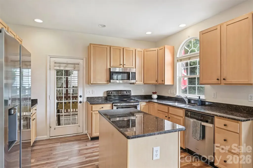 9318 Autumn Applause Drive Charlotte NC 28277