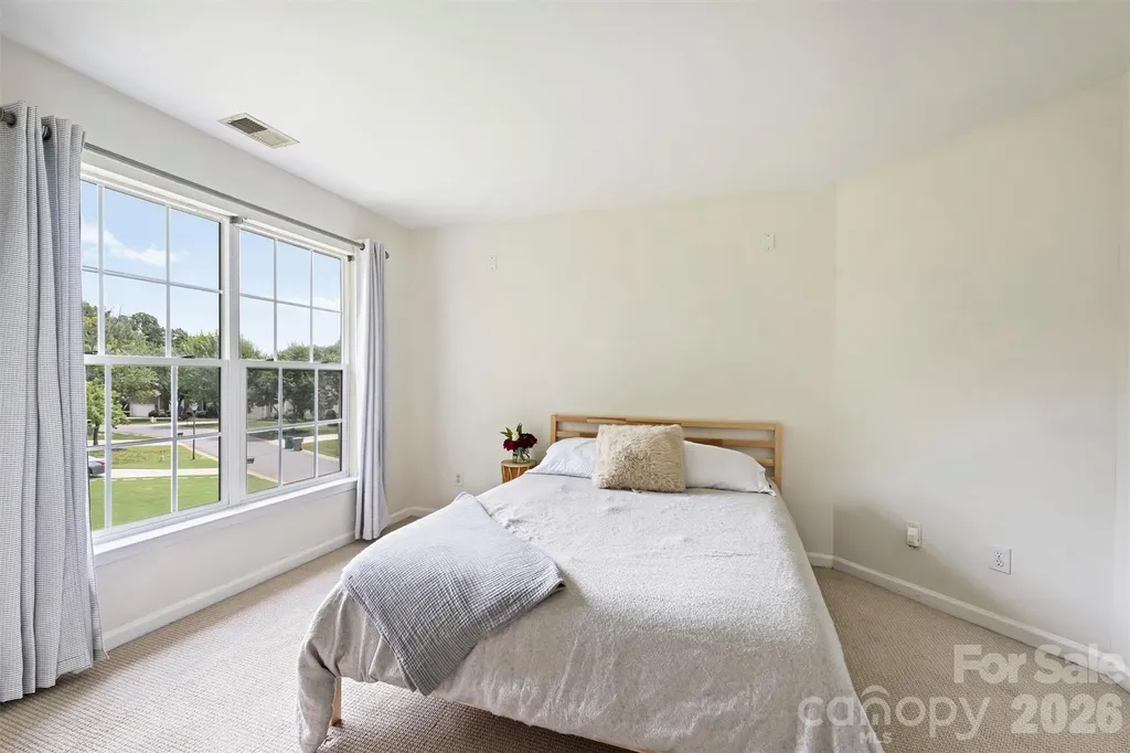 9318 Autumn Applause Drive Charlotte NC 28277