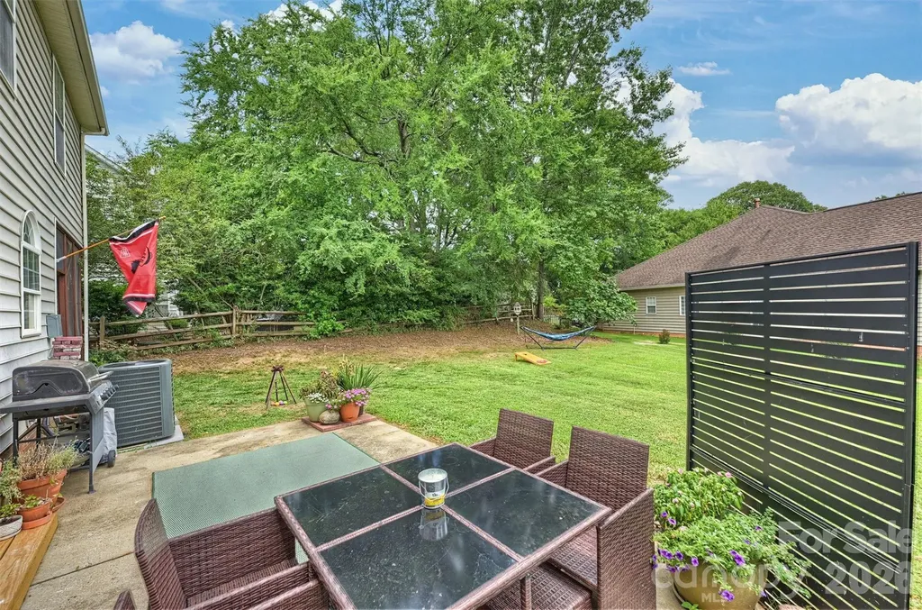 9318 Autumn Applause Drive Charlotte NC 28277