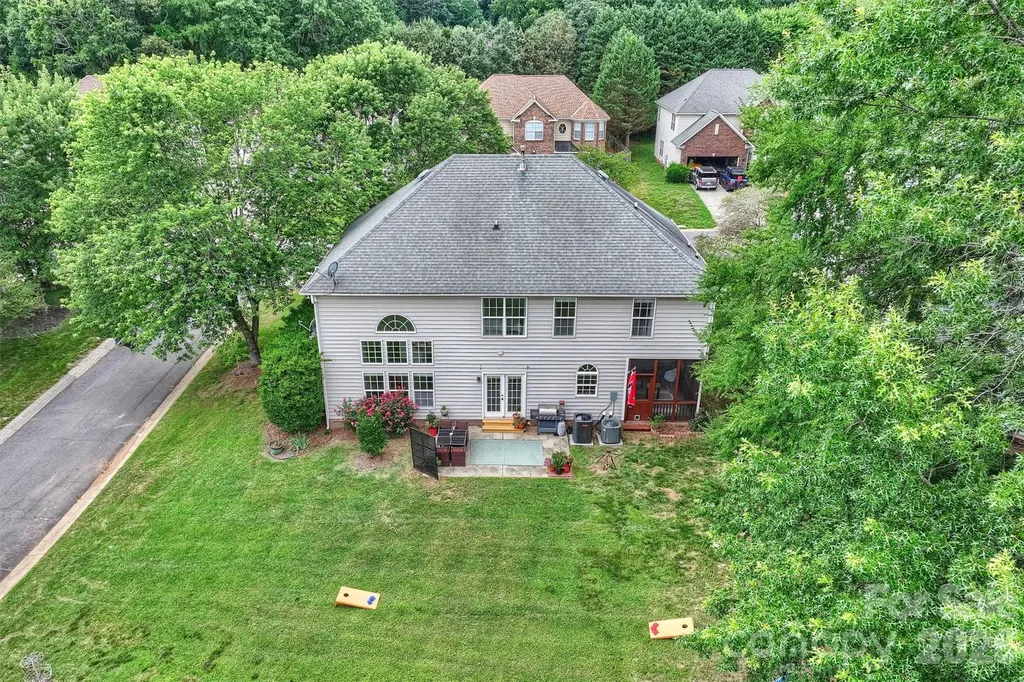 9318 Autumn Applause Drive Charlotte NC 28277