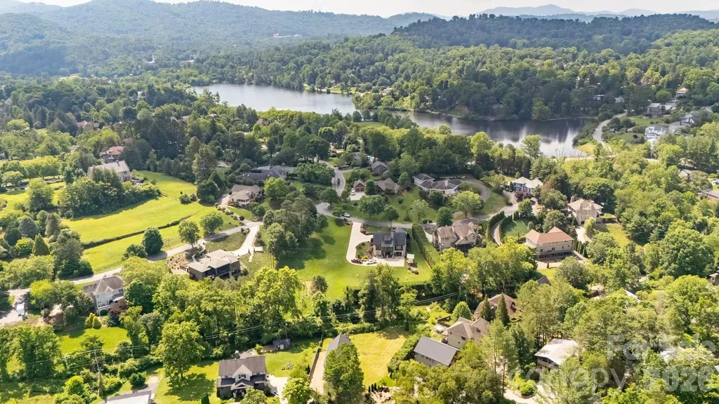 404 Stratford Road Asheville NC 28804