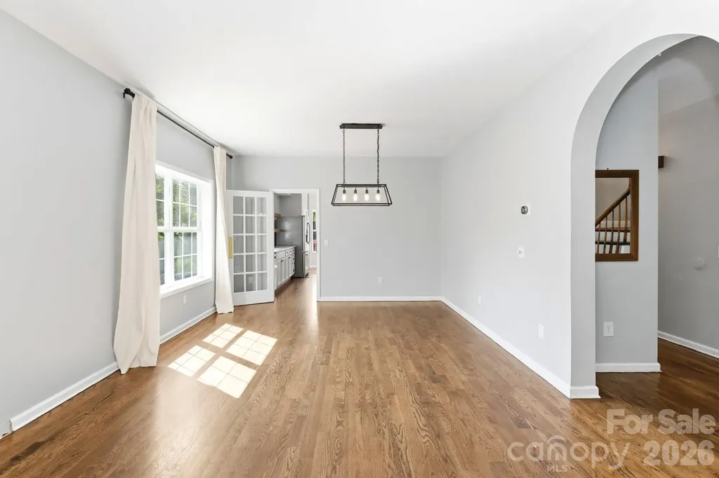 404 Stratford Road Asheville NC 28804