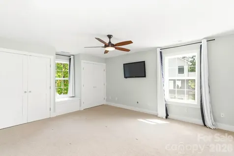 404 Stratford Road Asheville NC 28804