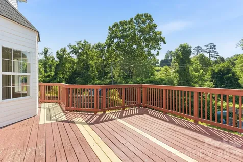 404 Stratford Road Asheville NC 28804