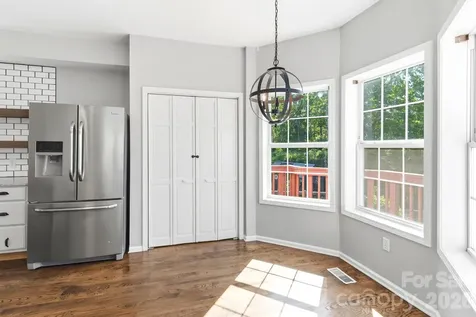 404 Stratford Road Asheville NC 28804