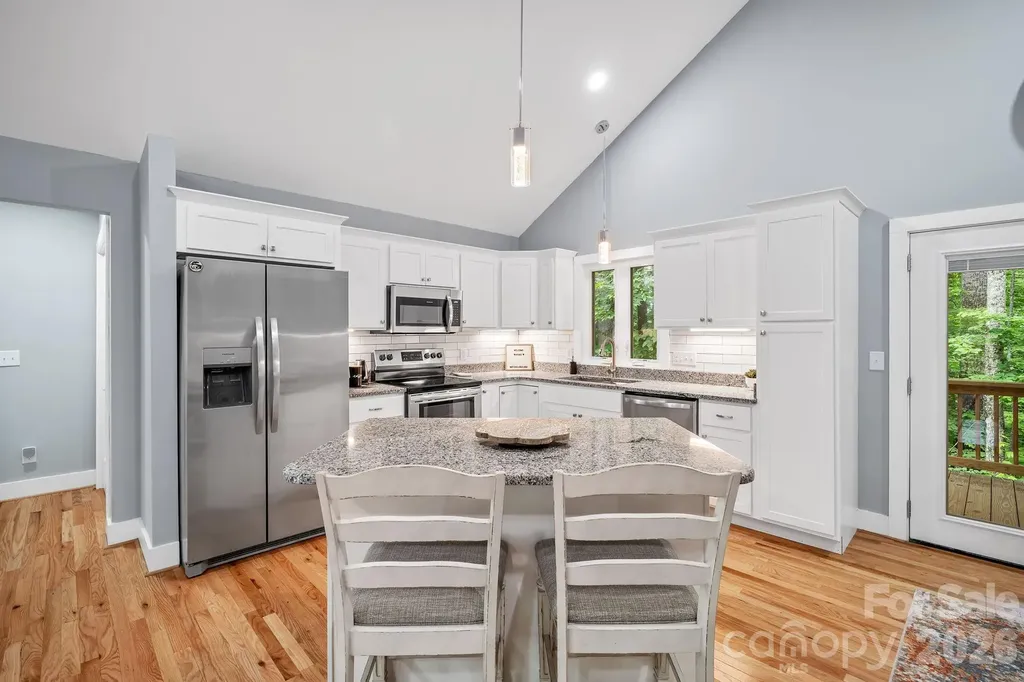 30 Sleeping Bear Ridge Maggie Valley NC 28751