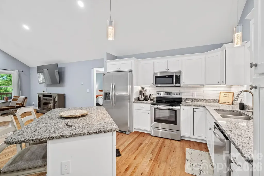30 Sleeping Bear Ridge Maggie Valley NC 28751