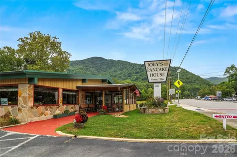 30 Sleeping Bear Ridge Maggie Valley NC 28751