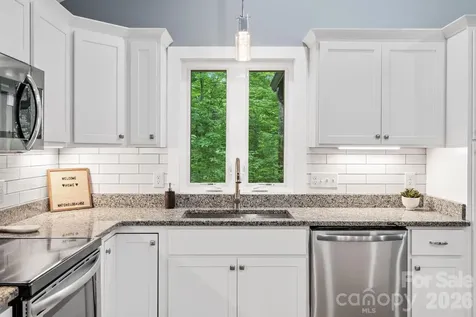 30 Sleeping Bear Ridge Maggie Valley NC 28751