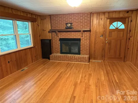 150 Cowan Lane Tryon NC 28782