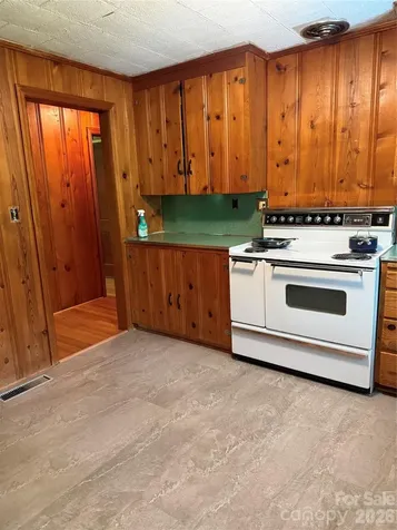 150 Cowan Lane Tryon NC 28782