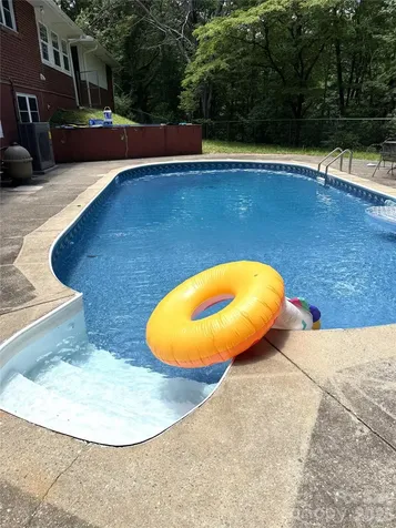 150 Cowan Lane Tryon NC 28782