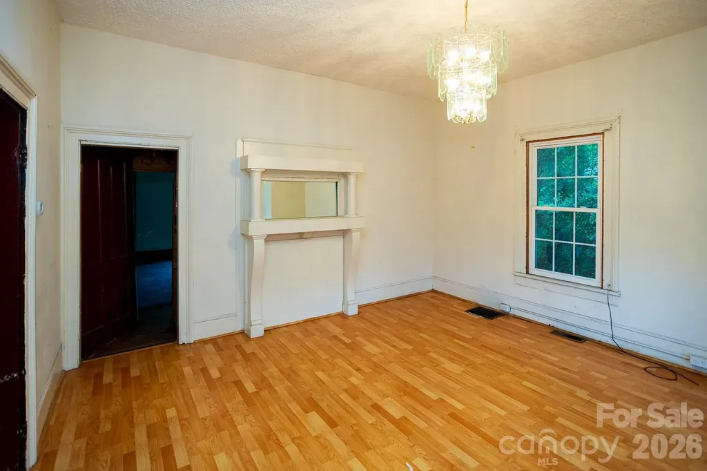 91 Clingman Avenue Asheville NC 28801