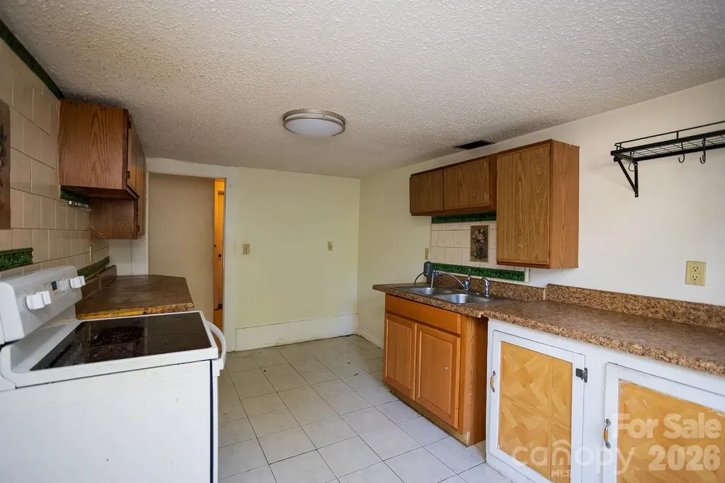 91 Clingman Avenue Asheville NC 28801