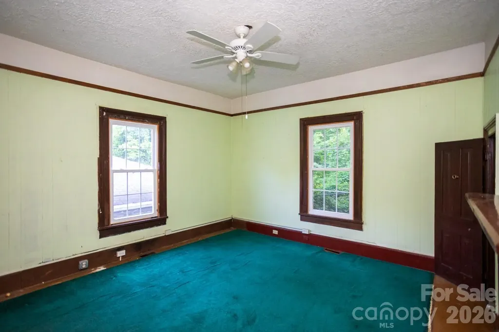 91 Clingman Avenue Asheville NC 28801