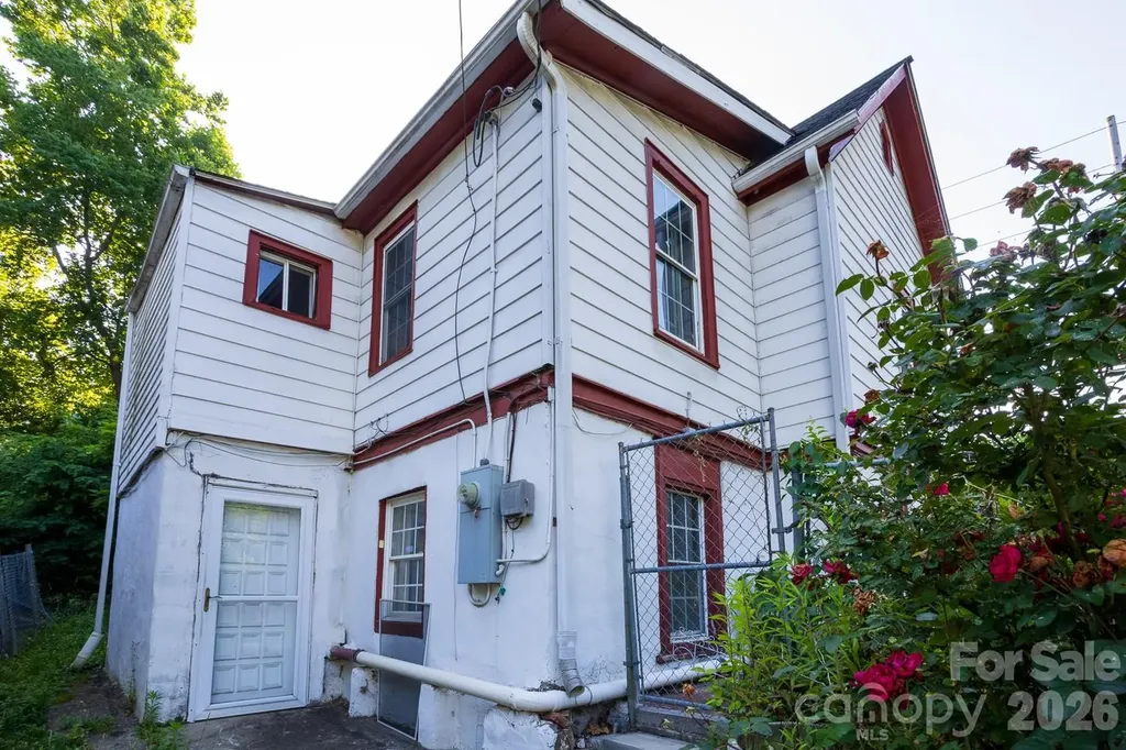 91 Clingman Avenue Asheville NC 28801
