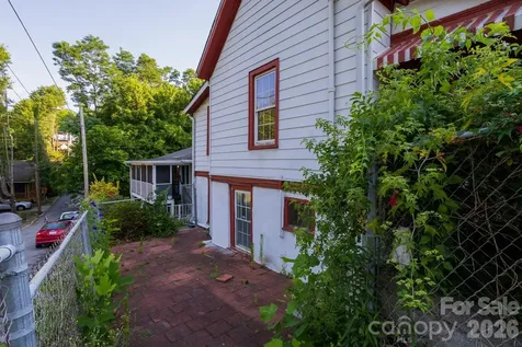 91 Clingman Avenue Asheville NC 28801