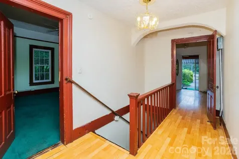 91 Clingman Avenue Asheville NC 28801